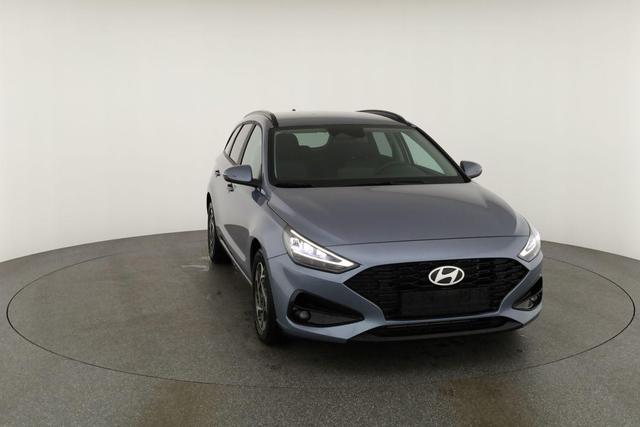 Hyundai i30 Kombi 1.5 T-GDI DCT Family, Navi. LED, Kamera, Winter, 17-Zoll 