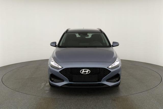 Hyundai i30 Kombi 1.5 T-GDI DCT Family, Navi. LED, Kamera, Winter, 17-Zoll 