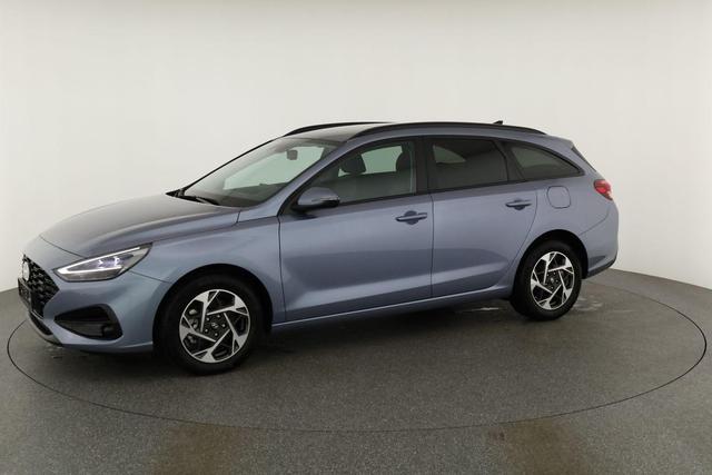 Hyundai i30 Kombi 1.5 T-GDI DCT Family, Navi. LED, Kamera, Winter, 17-Zoll 