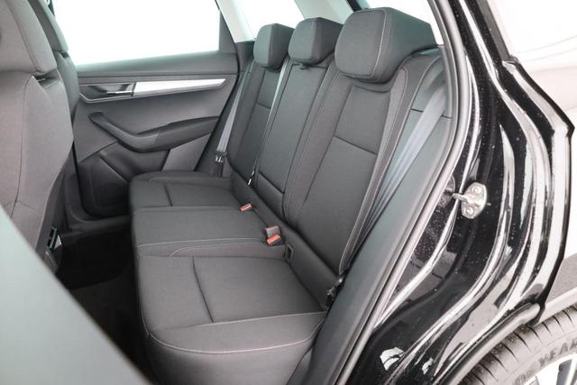 Skoda Karoq Selection 1.5 TSI DSG Selection, AHK, Kamera, Winter, 5-J Garantie 