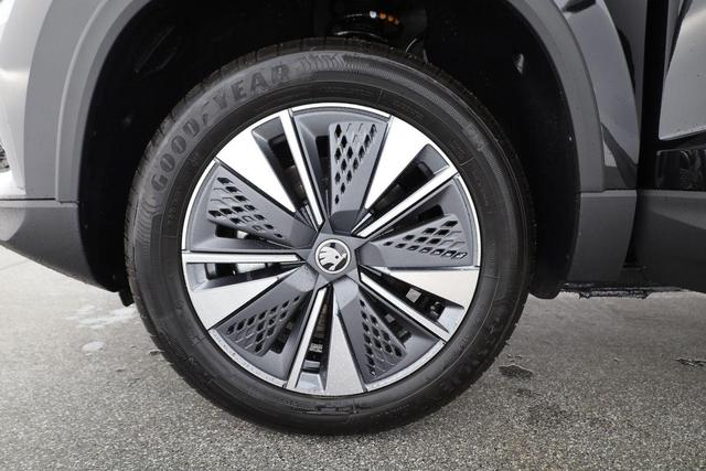 Skoda Karoq Selection 1.5 TSI DSG Selection, AHK, Kamera, Winter, 5-J Garantie 