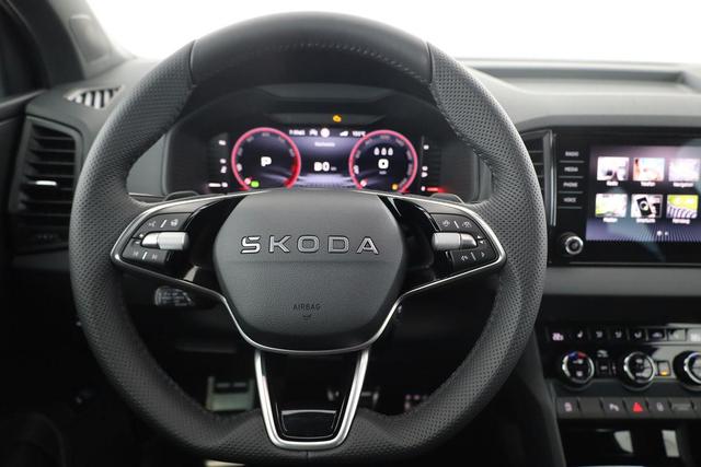 Skoda Karoq Sportline 1.5 TSI DSG Sportline, AHK, Matrix, Navi, Side, 5-J. Garantie 