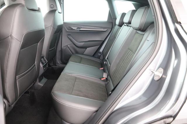 Skoda Karoq Sportline 1.5 TSI DSG Sportline, AHK, Matrix, Navi, Side, 5-J. Garantie 