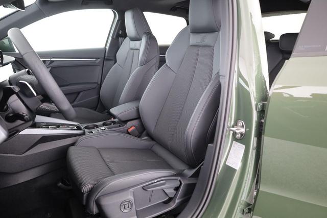 Audi A3 Sportback 35 TFSI S line S-Tronic S-LINE, Pano, Teilleder, Kamera, ACC, Sitzheizung, 4-J Garantie 