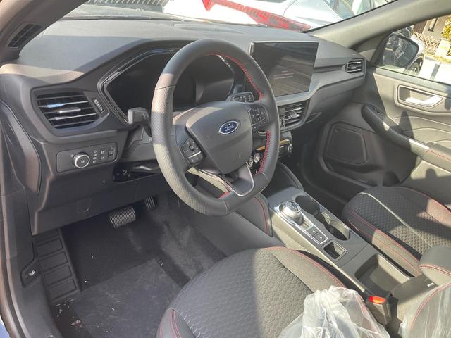 Ford Kuga - ST-Line 1.5 EcoBoost ST-Line, Navi, AHK, LED, Kamera, Winter, FS beheizbar