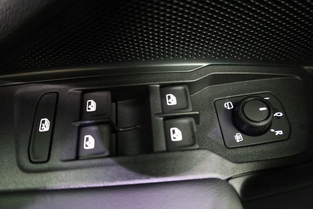 Volkswagen Tiguan 1.5 eTSI 110 kW Life DSG Life, Navi, AHK, easyOpen, LED-Plus, Kamera 