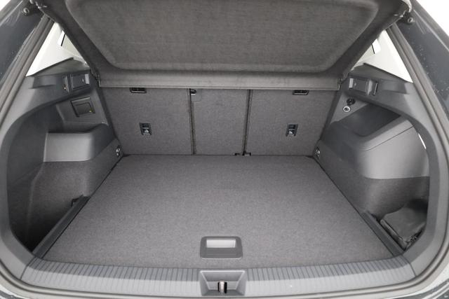 Volkswagen Tiguan 1.5 eTSI 110 kW Life DSG Life, Navi, AHK, easyOpen, LED-Plus, Kamera 