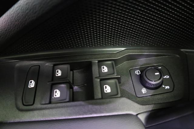 Volkswagen Tiguan 1.5 eTSI 110 kW Life DSG Life, Navi, AHK, easyOpen, LED-Plus, Kamera 