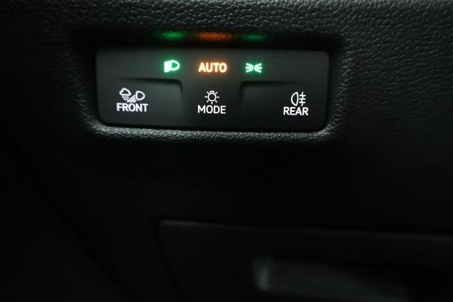 Volkswagen Tiguan 1.5 eTSI 110 kW Life DSG Life, Navi, AHK, easyOpen, LED-Plus, Kamera 