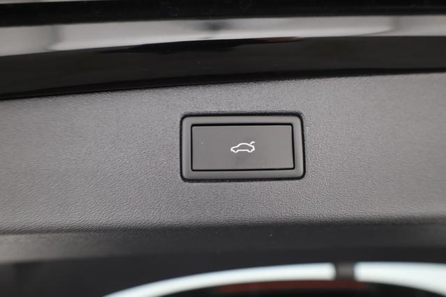 Volkswagen Tiguan 1.5 eTSI 110 kW Life DSG Life, Navi, AHK, easyOpen, LED-Plus, Kamera 