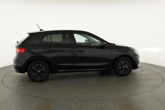 Skoda Fabia Selection 1.0 TSI 130 Jahre, LED, Kamera, Winter, 15-Zoll, 5-J. Garantie 