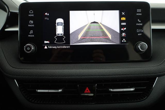 Skoda Fabia Selection 1.0 TSI 130 Jahre, LED, Kamera, Winter, 15-Zoll, 5-J. Garantie 