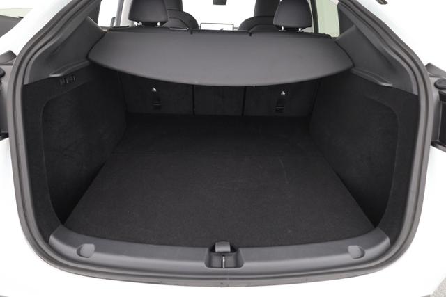 Tesla Model Y Long Range Dual AWD Motor AWD, Pano, AHK, AreaView, Side, Standheizung 