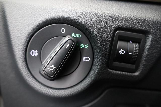 Skoda Kamiq Style 1.5 TSI Style, Kamera, LED, Winter, 17-Zoll 