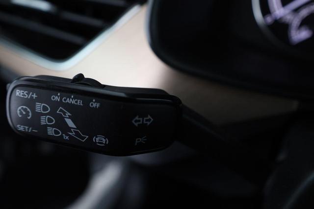 Skoda Kamiq Style 1.5 TSI Style, Kamera, LED, Winter, 17-Zoll 