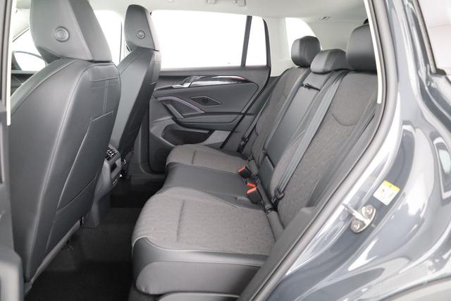Volkswagen Tiguan 1.5 eTSI 110 kW Life DSG Life, Navi, AHK, easyOpen, LED-Plus, Kamera 
