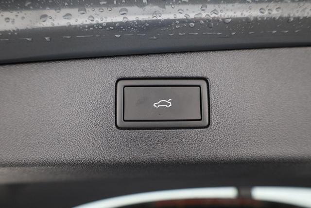 Volkswagen Tiguan 1.5 eTSI 110 kW Life DSG Life, Navi, AHK, easyOpen, LED-Plus, Kamera 