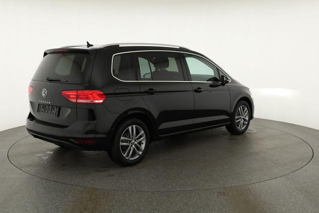 Volkswagen Touran Comfortline BMT/Start-Stopp 1.5 TSI DSG Comfortline, 7-Sitzer, AHK, Navi, Kamera, Side, Winter, 4-J. Garantie 