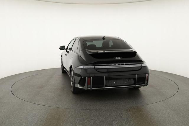 Hyundai IONIQ 6 Uniq Elektro 77,4 kWh, Matrix, HuD, Side, AreaView, Navi, BOSE, Winter 