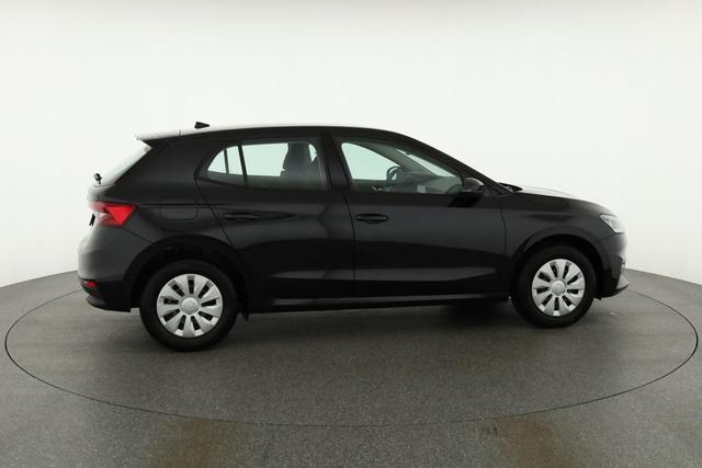 Skoda Fabia Selection 1.0 TSI Selection, Park, Winterpaket, SmartLink, 4-J Garantie 