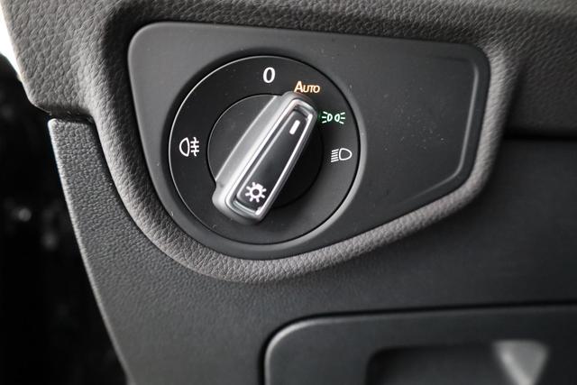 Volkswagen Touran Comfortline BMT/Start-Stopp 1.5 TSI DSG Comfortline, AHK, Navi, Kamera, Side, Winter, 4-J. Garantie 