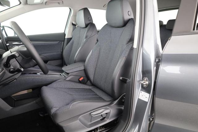 Skoda Elroq 60 Loft Loft, Navi, Kamera, Side, Winter, 19-Zoll 