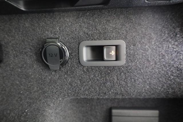 Volkswagen Tayron 1.5 TSI eHybrid 150 kW Life DSG Life, Pano, HuD, AHK, LED-Plus, Navi, 18-Zoll, 5-J Garantie 