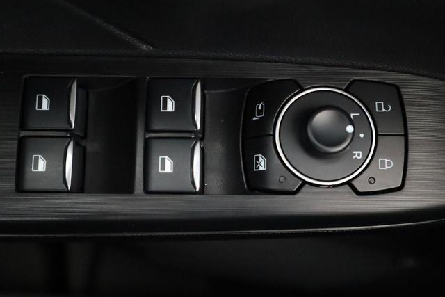 Ford Kuga ST-Line 1.5 EcoBoost ST-Line, Navi, AHK, LED, Kamera, Winter, FS beheizbar 