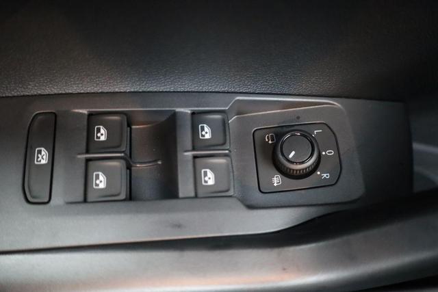 Volkswagen T-Cross 1.0 TSI 85 kW Life Life, IQ.Light, Kamera, Side. Winter, 17-Zoll 