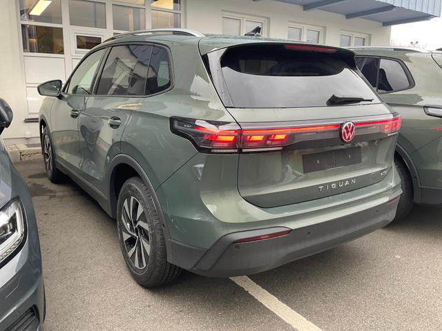 Volkswagen Tiguan 1.5 eTSI 110 kW Life DSG Life, AHK, LED-Plus, EasyOpen, Navi, 5 J.-Garantie 