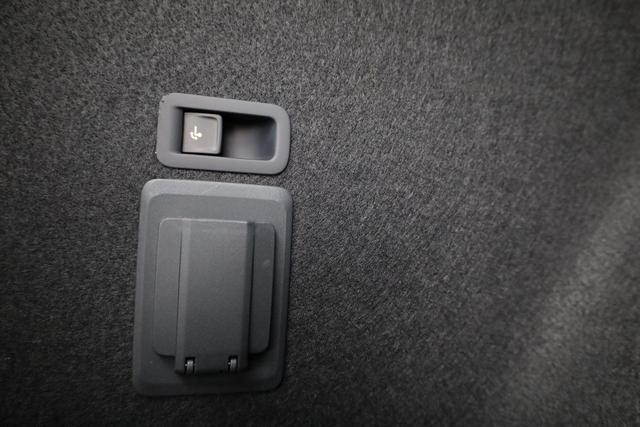 Cupra Leon Sportstourer 1.5 eTSI DSG, Matrix, AHK, Winter, 5-J. Garantie 