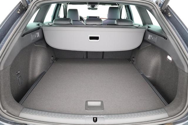 Cupra Leon Sportstourer 1.5 eTSI DSG, Matrix, AHK, Winter, 5-J. Garantie 