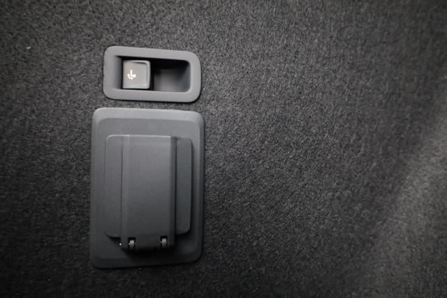 Cupra Leon Sportstourer 1.5 eTSI DSG, Matrix, AHK, Winter, 5-J. Garantie 