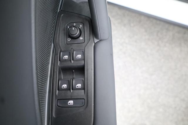 Volkswagen Tiguan 1.5 eTSI 110 kW Life DSG Life, Navi, AHK, easyOpen, LED-Plus, Kamera 