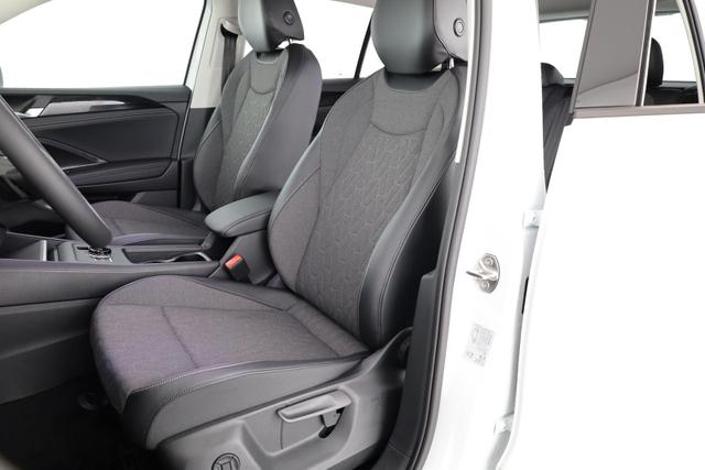 Volkswagen Tiguan 1.5 eTSI 110 kW Life DSG Life, Navi, AHK, easyOpen, LED-Plus, Kamera 