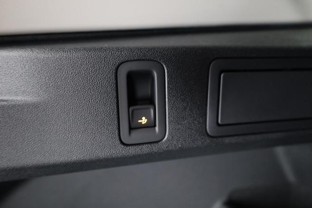 Volkswagen Tiguan 1.5 eTSI 110 kW Life DSG Life, Navi, AHK, easyOpen, LED-Plus, Kamera 