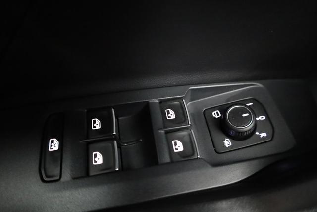 Volkswagen T-Cross 1.5 TSI 110 kW R-Line DSG R-Line, IQ.Light, Navi, Side, Kamera, Winter, 18-Zoll 