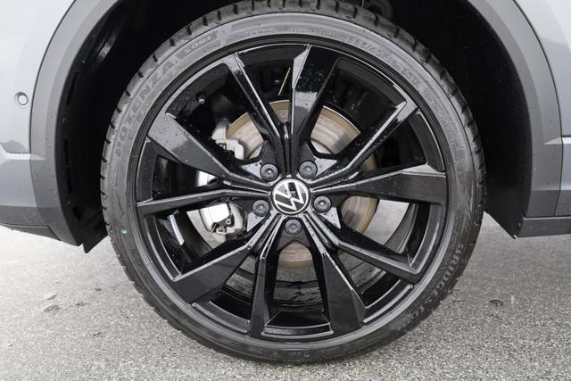 Volkswagen T-Roc R-Line 4Motion 2.0 TSI DSG 4M Black Style, AHK, Pano, HuD, AreaView, Side, Winter 
