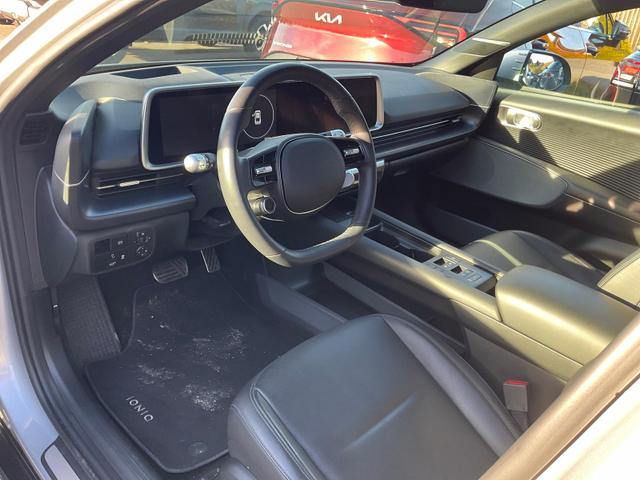 Hyundai IONIQ 6 - Uniq Elektro 77,4 kWh, Pano, 20-Zoll, Matrix, HuD, Side, AreaView, Navi, BOSE, Winter