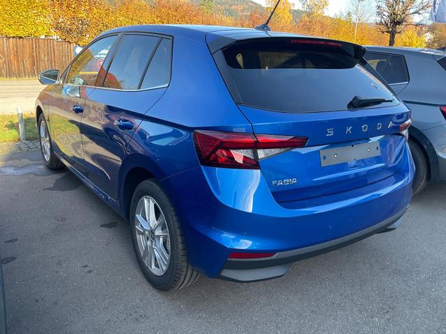 Skoda Fabia Selection 1.0 TSI DSG 130 Jahre, LED, Kamera, ACC, Side, Ladeboden, Winter 