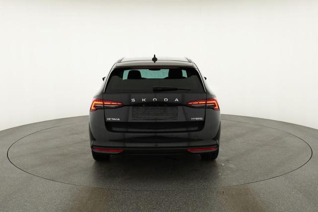 Skoda Octavia Combi 1.5 TSI mHEV 110 kW Selection DSG Selection, Side, el. Klappe, Kamera, Winter 