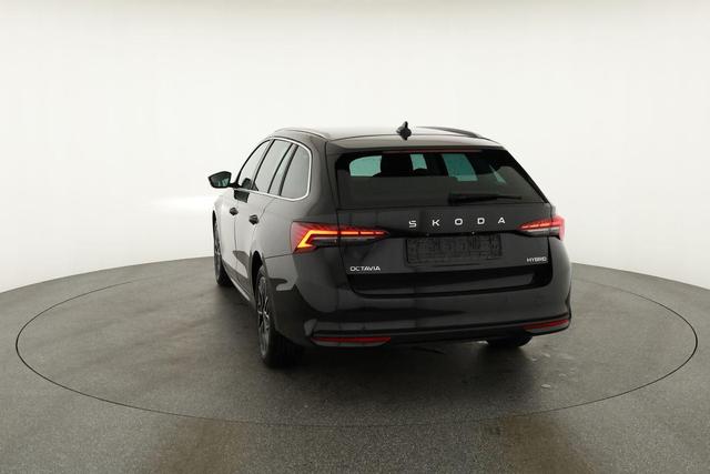 Skoda Octavia Combi 1.5 TSI mHEV 110 kW Selection DSG Selection, Side, el. Klappe, Kamera, Winter 