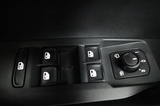 Volkswagen T-Cross 1.0 TSI 85 kW Life DSG Life, LED, Kamera, ACC, Side, Winter, 17-Zoll, 3-J. Garantie 