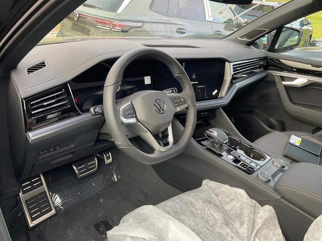 Volkswagen Touareg - 3.0 TDI 210 kW 4Motion R-Line V6 4M Black, AHK, 22-Zoll, Dynaudio, HuD, Luft, Standheizung