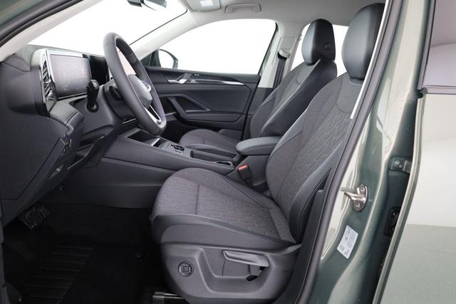 Volkswagen Tiguan 1.5 TSI eHybrid 150 kW Life DSG Life, AHK, IQ.Light, Navi, ParkAssist 