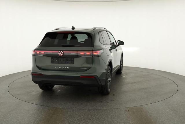 Volkswagen Tiguan 1.5 TSI eHybrid 150 kW Life DSG Life, AHK, IQ.Light, Navi, ParkAssist 