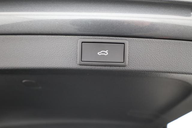 Skoda Octavia Combi 1.5 TSI mHEV 110 kW Selection DSG Selection, Side, el. Klappe, Kamera, Winter 