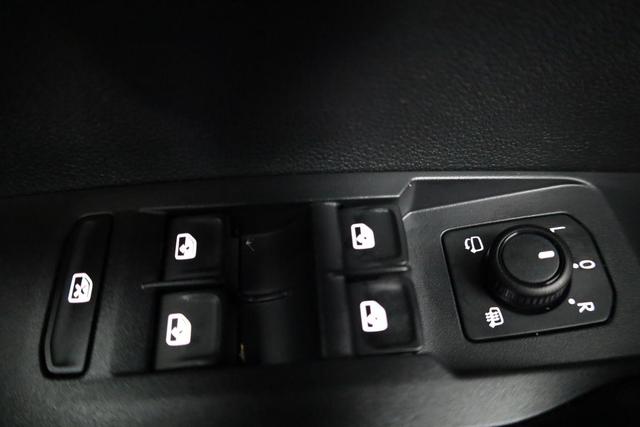 Volkswagen T-Cross 1.0 TSI 85 kW Life DSG Life, LED, Kamera ACC, Side, Winter, 3-J. Garantie 