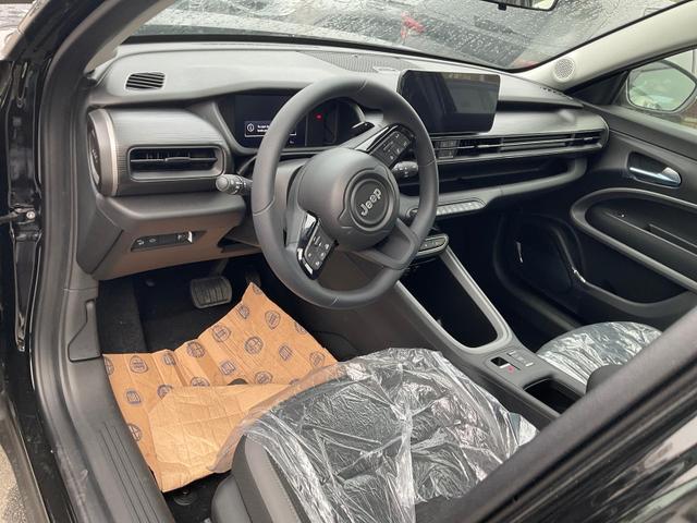 Jeep Avenger - Longitude Mild-Hybrid 1.2 T3 DCT E-HYBRID, Winter, LED, sofort