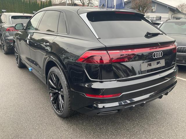Audi Q8 50 TDI quattro qu S-LINE, Standheizung, HuD, Luft, Pano, B&O, 23-Zoll, AHK, Leder, AreaView, Optik schwarz 